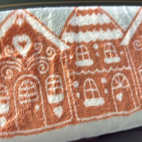 Christmas gingerbread full/queen blanket/throw 🏠🏠🎄🤶🏻 - Picture 6 of 6